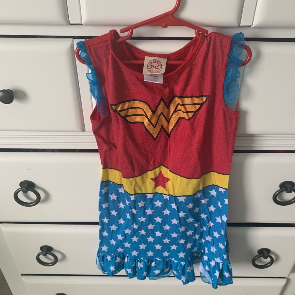 Size 7/8 Wonder Woman nightgown